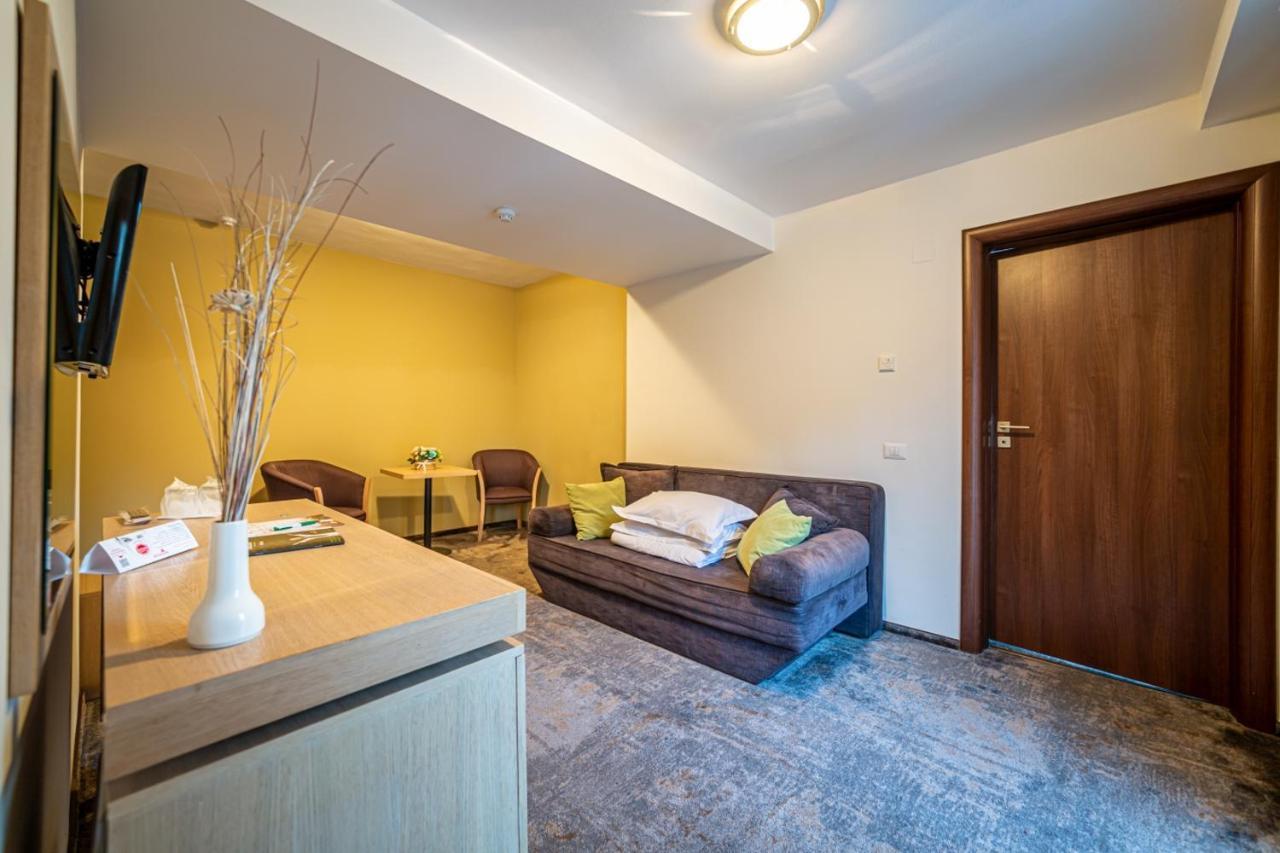 Hotel Escalade Poiana Brasov Εξωτερικό φωτογραφία