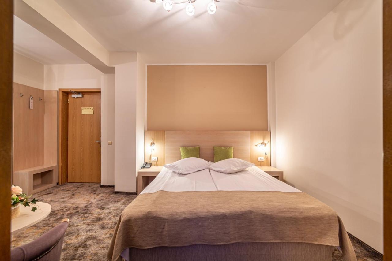 Hotel Escalade Poiana Brasov Εξωτερικό φωτογραφία